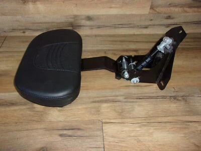 Harley-Davidson Road Glide 2017-reposapiés trasero Foto 1 de 4