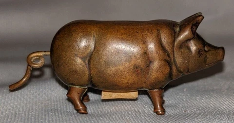 VICTORIAN Figural PIG MEASURING TAPE w/Cranking Tail ANTIQUE Late 1800's RARE! Cover