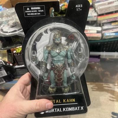 Figura de acción Mezco Mortal Kombat X Kotal Kahn 6" 2015 - Nueva y sellada Foto 1 de 4