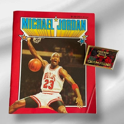 Michael Jordan Mini Bio Book 1993 + Chicago Bulls '98 Champions Pin (Vintage Com - Image 1 of 4