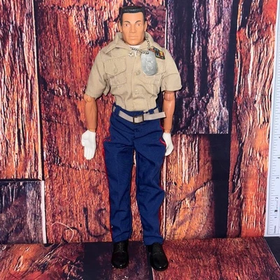 GI Joe Millenium Salute Marine Salutes Action Figure 1:6 Scale with Outfit - Image 1 of 4