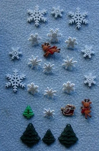 24 Novelty White WINTER SNOWFLAKE BUTTONS Few Shapes Trees Reindeer & SANTA EUC - Picture 1 of 4