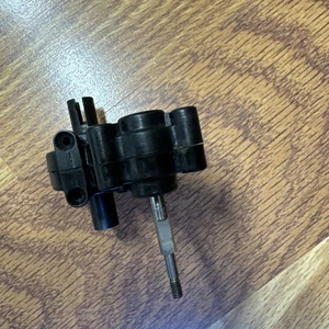 Team Associated RC10 B2 B3 T3 Stealth Transmission, Needs Idler Gear Oval - Picture 1 of 3