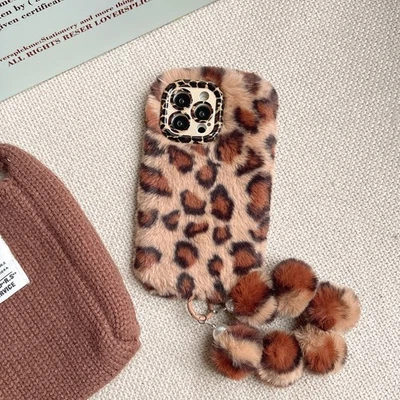 Funda blanda de felpa suave con estampado de leopardo peludo para teléfono iPhone Samsung Foto 1 de 4