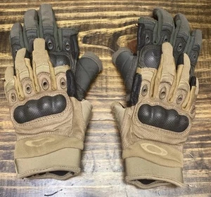 Oakley Factory Pilot Gloves Small 2 Pairs Modified Opium - Picture 1 of 7