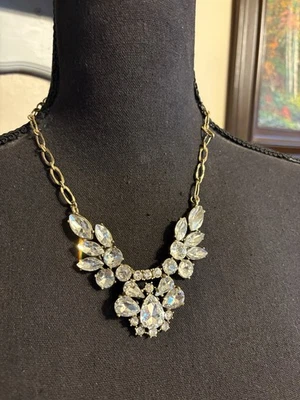 Collar Jewelmint estrás tono dorado Foto 1 de 4