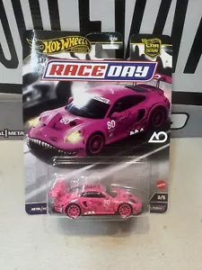 Hot Wheels RACE DAY '"ROXY" PORSCHE 911 GT3 R (992) CHASE 0/5 - Picture 1 of 2
