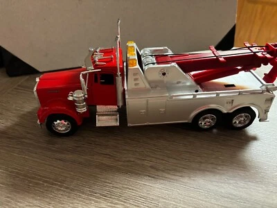 1/32 NEW RAYNEW KEN W900 TOW TRUCK, NO PACKAGING # A 423 - Image 1 of 4