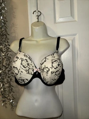 Victoria’s Secret Body By Victoria Bra Lined 40 C Black White Floral Lace  - Image 1 of 4