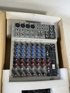 Peavey Master PV8 Powered 8 Pre-Amp Compact Mixer - Picture 1 of 4