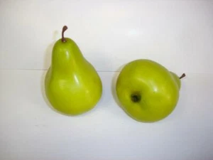 Artificial Fruit Green Pear 90mm Very Realistic Pack x2 - Picture 1 of 1