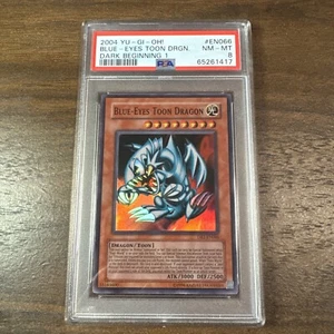 Yu-Gi-Oh! Blue-Eyes Toon Dragon DB1-EN066 súper raro PSA 8 - Imagen 1 de 3