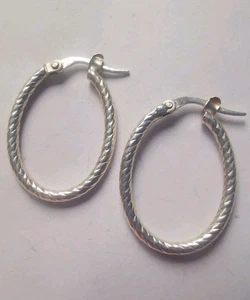 Sterling Silver Oval Hoop Earrings. R14M - Picture 1 of 2