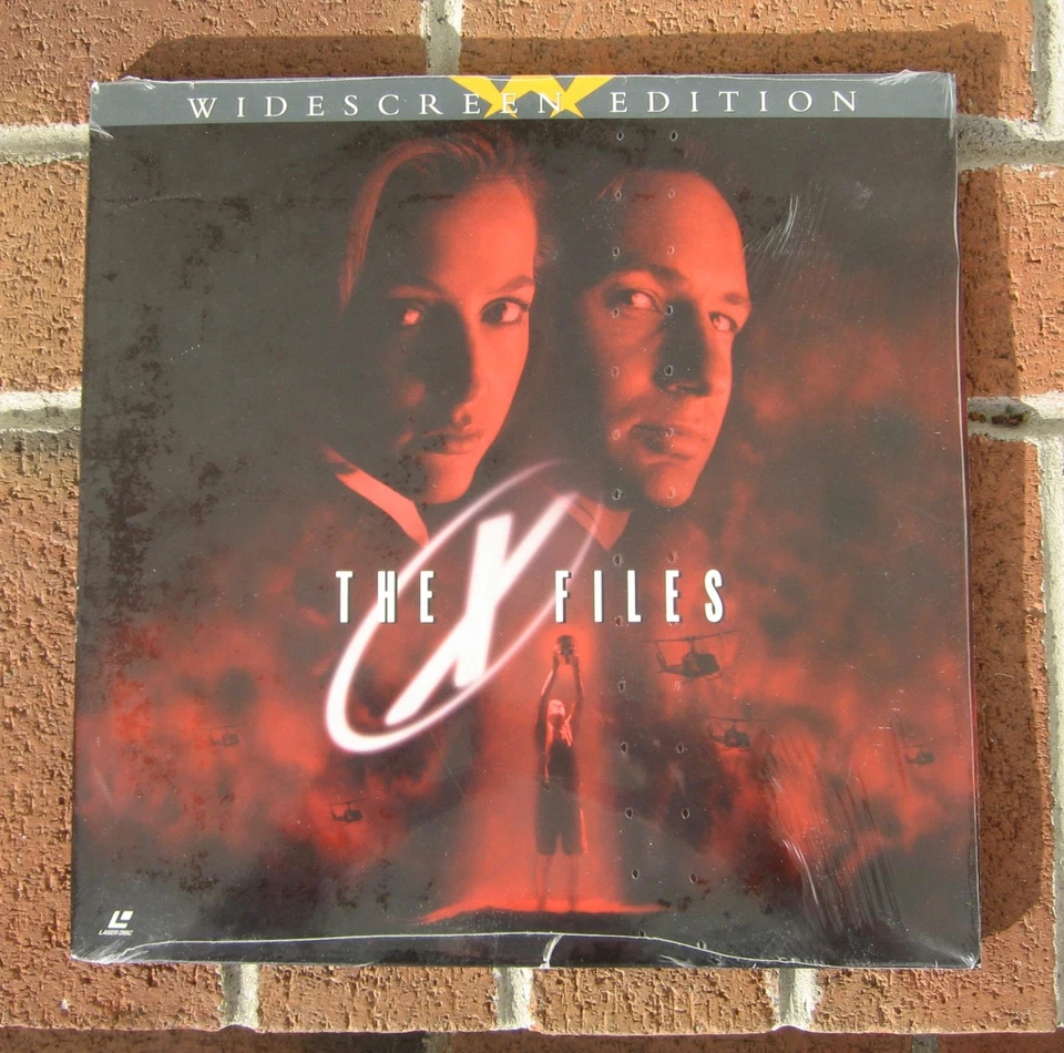 The X-Files: Fight the Future (1998, Laserdisc, 0044885) Widescreen Edition - Image 1 of 1