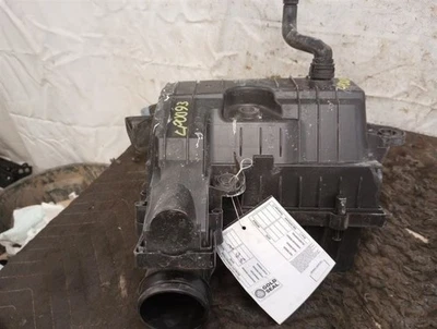 Purificador de aire 2,0 L VIN 8º dígito compatible con 15-17 AUDI A3 2649514 Foto 1 de 4