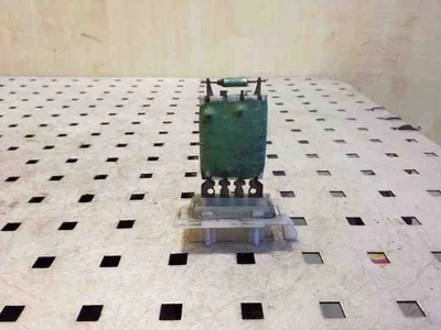 Relè ventola soffiatore VW PASSAT Variant B6 3C5 1.9 Diesel 77kw 2006 26131604 - Immagine 1 di 3