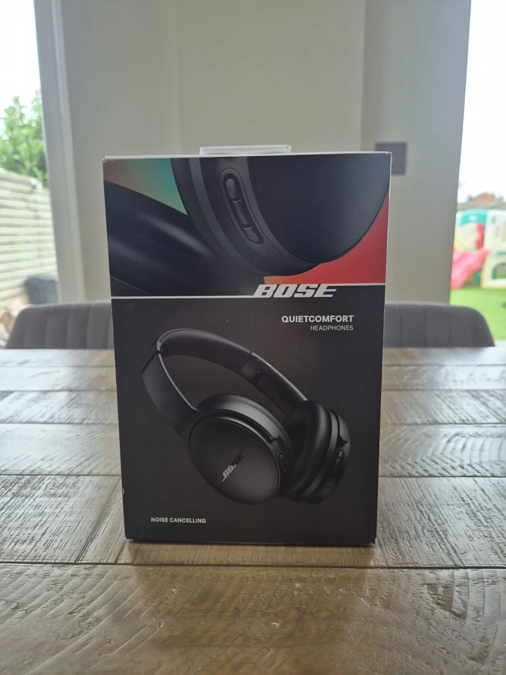 Bose QuietComfort Headphones Wireless Over Ear Noise Cancelling - Black - Image 1 of 4