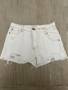 White Chelsea & Violet Girls Shorts Size 12 - Picture 1 of 3
