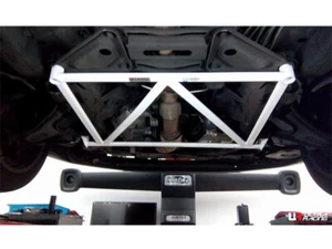 Para SAAB 95 (YS3E) 2,3 T (2XD) 1997-2010 Ultra Racing 4 puntos barra inferior delantera - Imagen 1 de 6