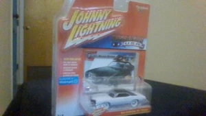 Johnny Lightning 2016 New Casting Release 2 #7 1971 Mercury Montego Chase Car - Picture 1 of 6