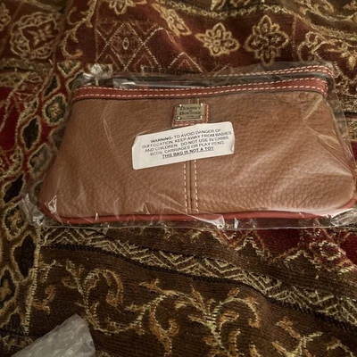 Bolsos de mano dooney bourke muñeca caramelo Foto 1 de 4