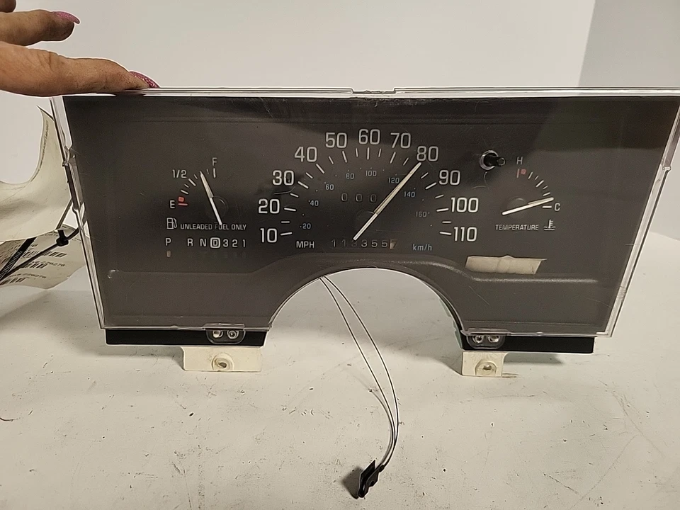 Speedometer Without Voltmeter 4 Speed Transmission Fits 94 CENTURY 353783 I4 Foto 1 de 4