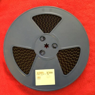 Roll of 1000 Fox Electronics FOXSDLF/184-20/TR Crystals Free Shipping/Handling - Image 1 of 2