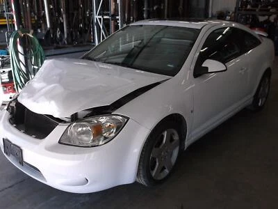 Depósito de refrigerante del motor usado se adapta a: Chevrolet Cobalt 2008 2,2 grado A Foto 1 de 4