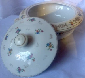 Limoges France Raynaud & Co. 1911-1921 Covered Vegetable Server * Scroll Handles - Picture 1 of 9