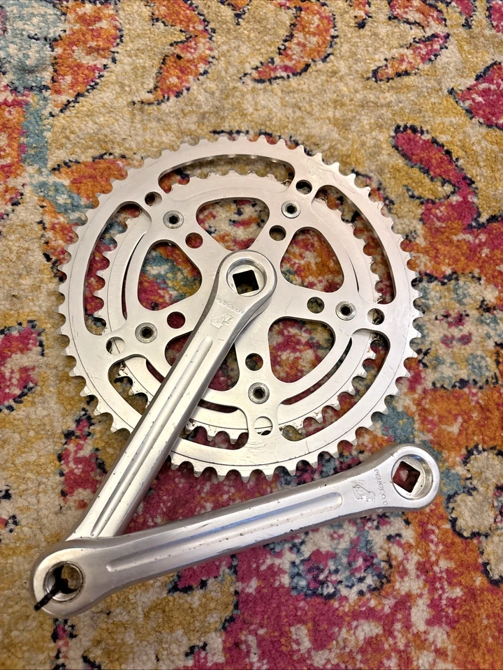 Juego de bielas cónicas cuadradas vintage Peugeot Stronglight. 170mm, 52/42t Foto 1 de 4