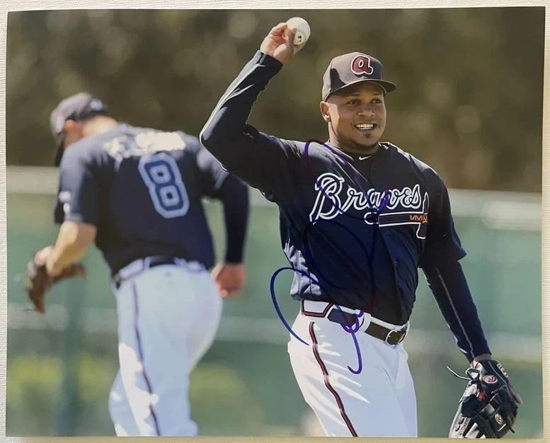 Foto brillante autografiada firmada por Erick Aybar de los Bravos de Atlanta Foto 1 de 1