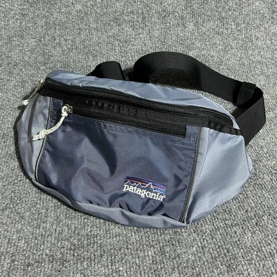 Riñonera/bolso de cintura Patagonia vintage Y2K - grande azul marino y azul bebé reflectante Foto 1 de 4