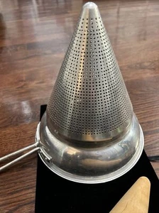 VINTAGE ALUMINUM CONE SIEVE STRAINER COLANDER  AND WOOD PESTLE - Picture 1 of 13