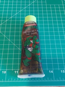 Teenage Mutant Ninja Turtles Secret of the Ooze Squeeze & Lick Lollipop Candy - Foto 1 di 10