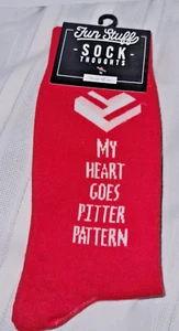 Moda Fun Sock Heart goes Pitter Pattern Valentines Theme socks for Women - Picture 1 of 3