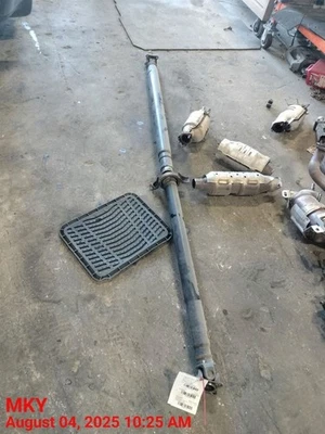 REAR DRIVE SHAFT/PROP SHAFT 2009-2015 HONDA PILOT Foto 1 de 4