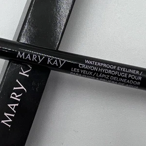 Mary Kay Waterproof EyeLiner Blue Bleu 239155 New In Box Old Stock Discontinued - Picture 1 of 7