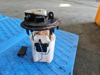 Peugeot CT 2008 BlueHDi Active FuelPump 2016 9804068280 Foto 1 de 4