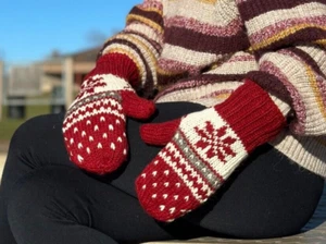 Himalayan sherpa wool mitten, hand knitted, warm and soft inside fleece line. - Picture 1 of 6