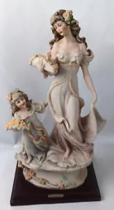Figura "Novia y niña de las flores" Guiseppe Armani Florencia 1985 - Imagen 1 de 14