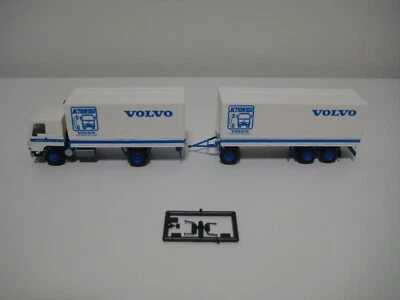 Roco H0 1580 - Camión Volvo con remoque "Volvo Service" - Immagine 1 di 4
