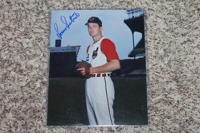 SONNY SIEBERT AUTOGRAFIADO INDIOS 8X10 FOTO POSE 2 Foto 1 de 2