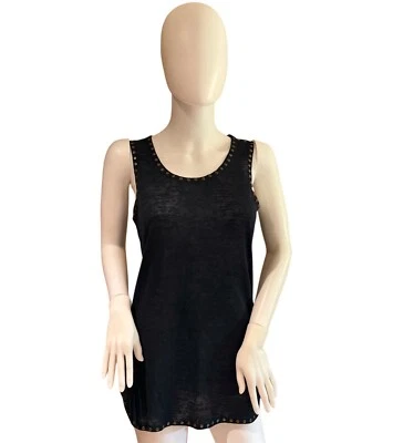 Dark blue studded tank top by Milano. Size Medium Foto 1 de 4