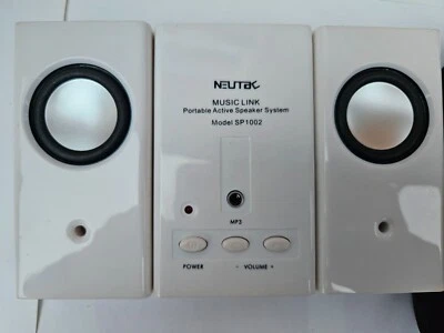 iDock COMBO PORTABLE ACTIVE STEREO SPEAKER SYSTEM WHITE  - Image 1 of 3