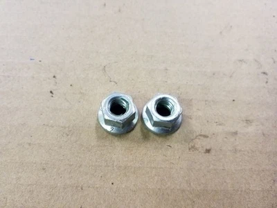 TUERCAS DE MONTAJE SUPERIOR PEDAL FRENO | SE ADAPTA 03 04 05 06 07 FORD F250 F350 F450 Foto 1 de 4