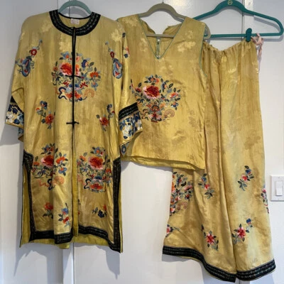Antique Chinese Silk Embroidered Pajama 3-piece set - Image 1 of 4