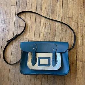 THE LEATHER SATCHEL CO. Satchel in Teal Blue And Silver Made In UK - Picture 1 of 7