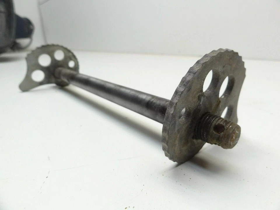 Extractores de eje y cadena de rueda trasera Yamaha SR185 1981 OBBO SR 185 81 OEM 5HO Exciter Foto 1 de 3