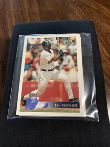 1996 Topps Baseball Milwaukee Brewers Team Set - Picture 1 of 1