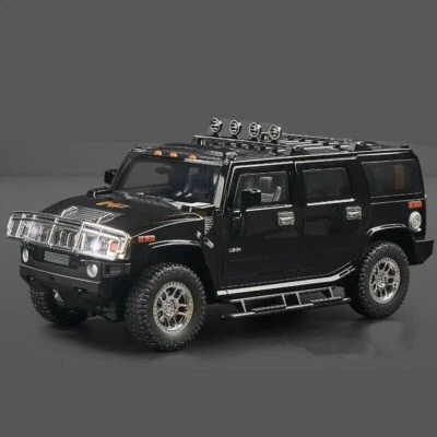 Литая модель автомобиля внедорожника Hummer H2 Highway 61 масштаба 1:18 — игрушка из сплава и коллекционный подарок - Изображение 1 из 4